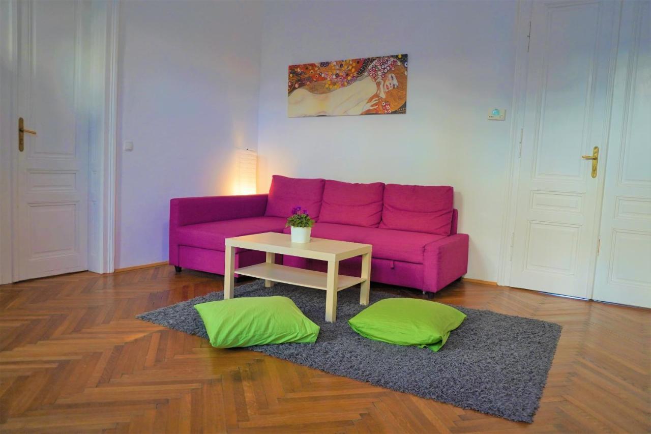 City-Apartments Langegger Wina Bagian luar foto