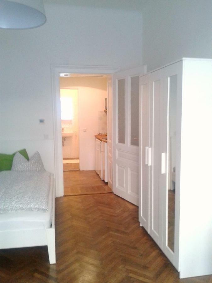 City-Apartments Langegger Wina Bagian luar foto